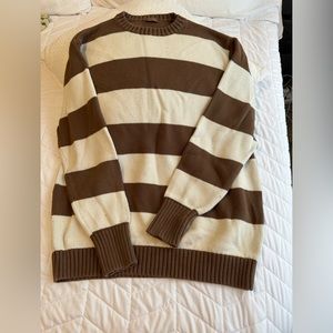 Pacific sunwear sweater